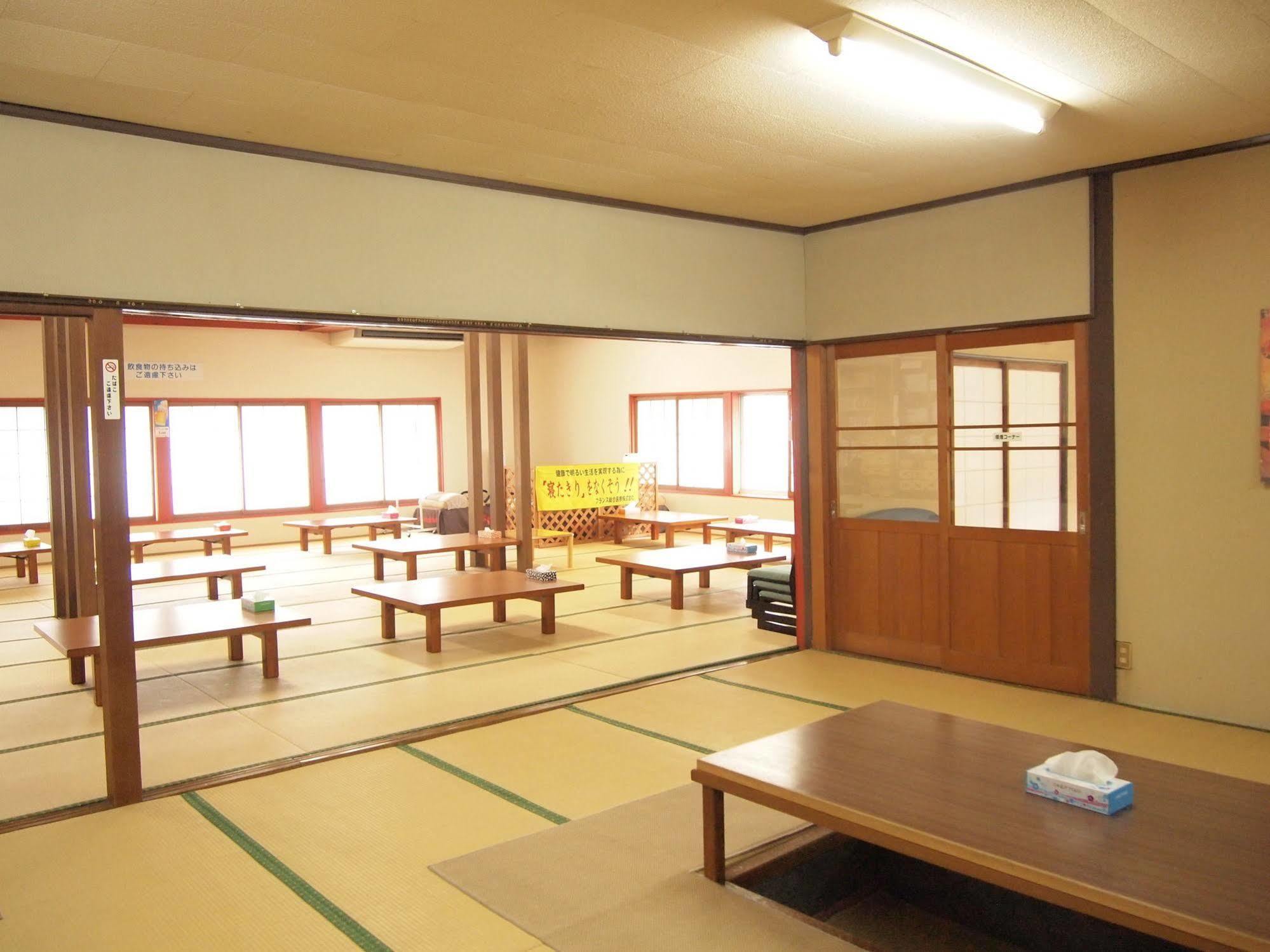 Отель Yourou Onsen Honkan Ономити Экстерьер фото